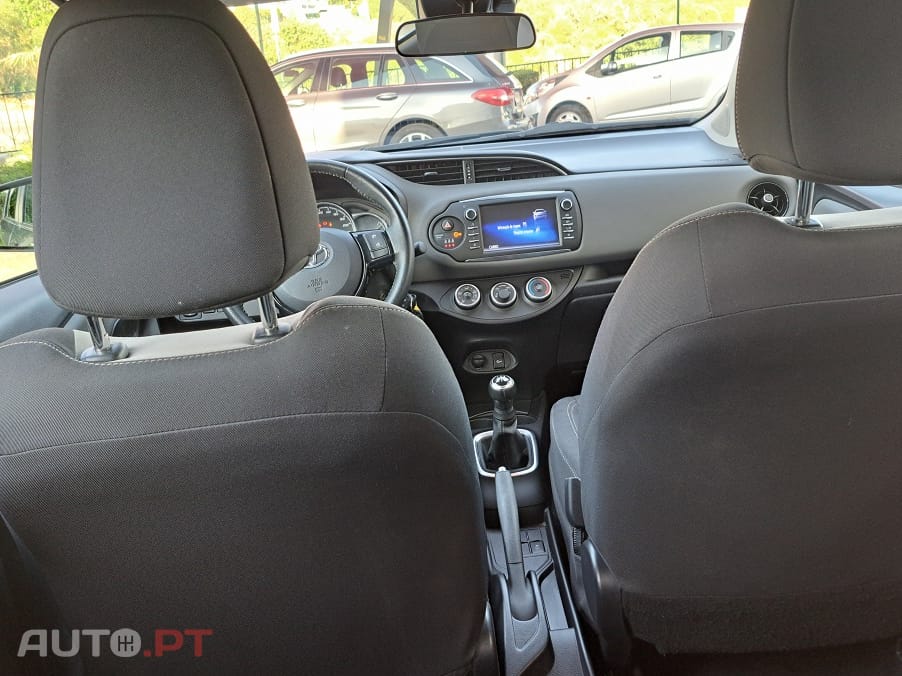 Toyota Yaris VVT-i Comfort