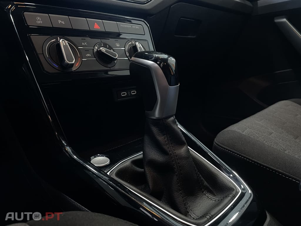 Volkswagen T-Cross 1.0 TSI Urban DSG