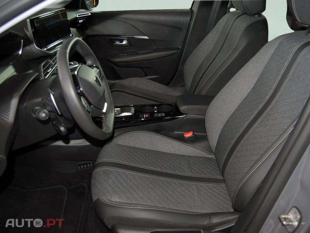 Peugeot 208 1.2 Hybrid Allure e-DCS6