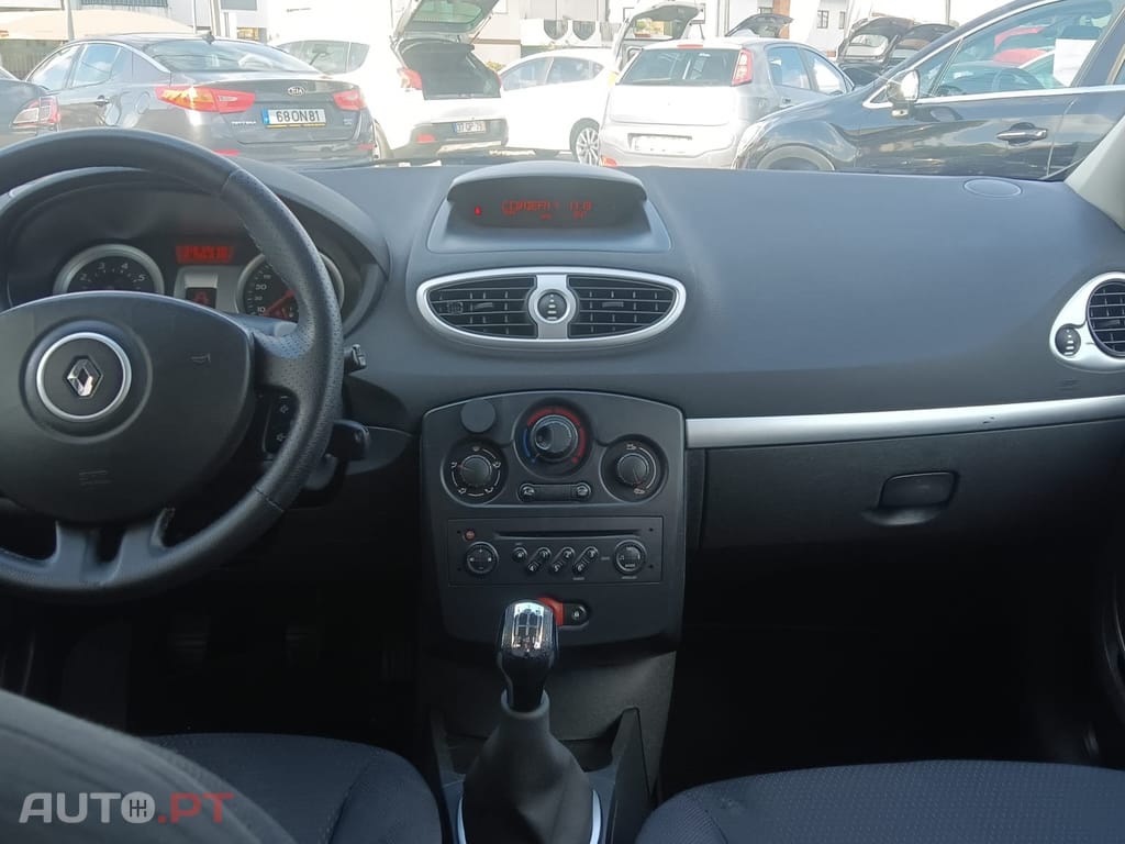 Renault Clio 1.2 SE Storia Confort