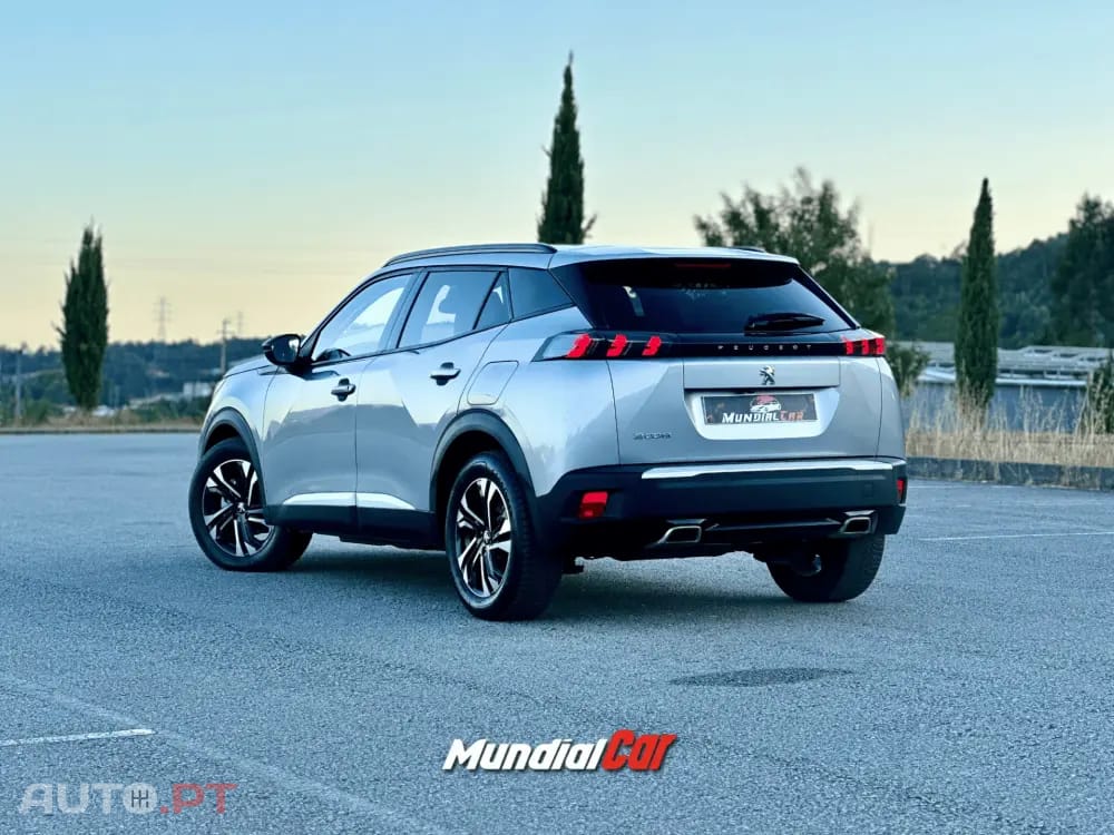 Peugeot 2008 1.2 PureTech Allure EAT8