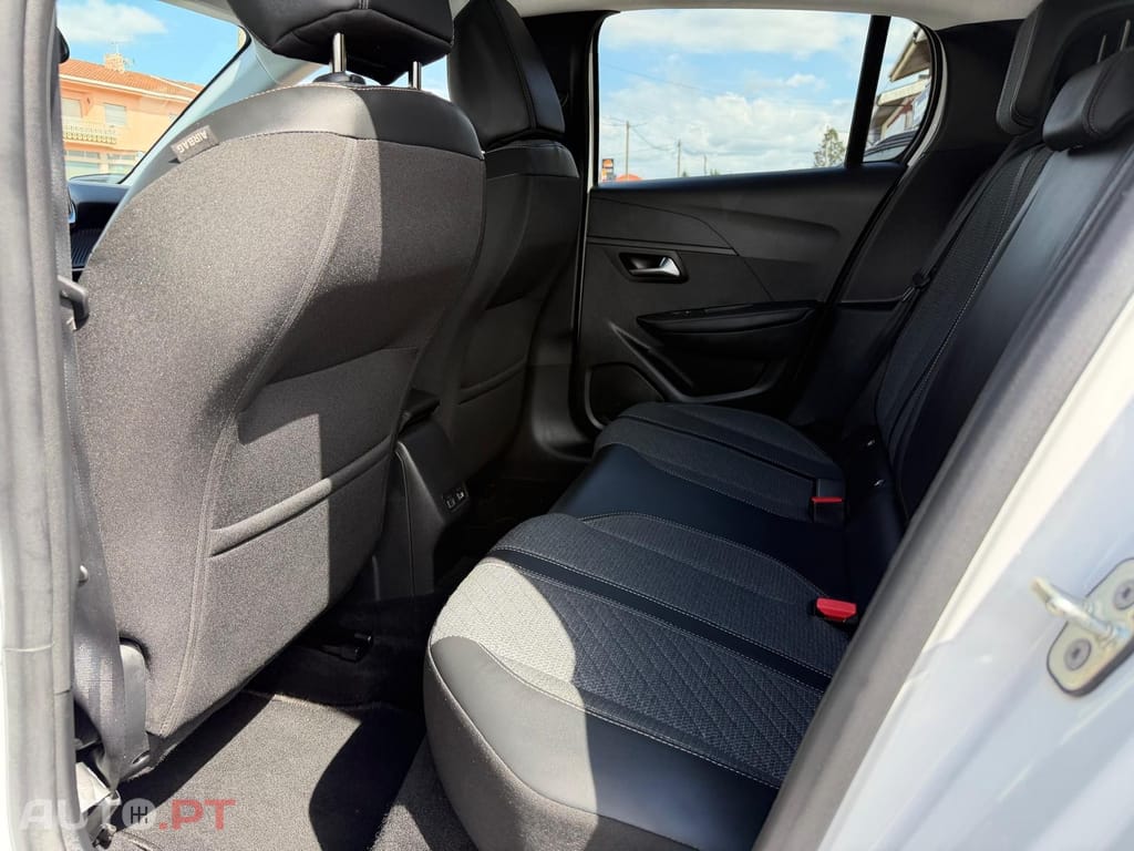 Peugeot 208 1.2 PureTech Allure