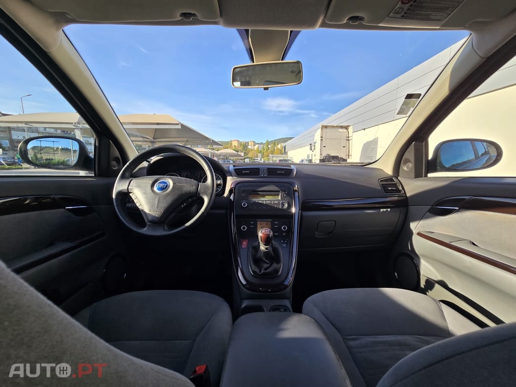 Fiat Croma 1,9 MultiJet 150 Cv's Sport M6