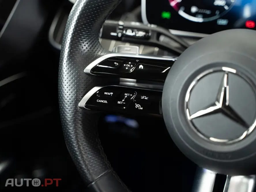 Mercedes-Benz C 300 e T 9G-TRONIC