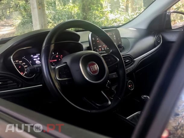 Fiat Tipo 1.3 M-Jet Lounge