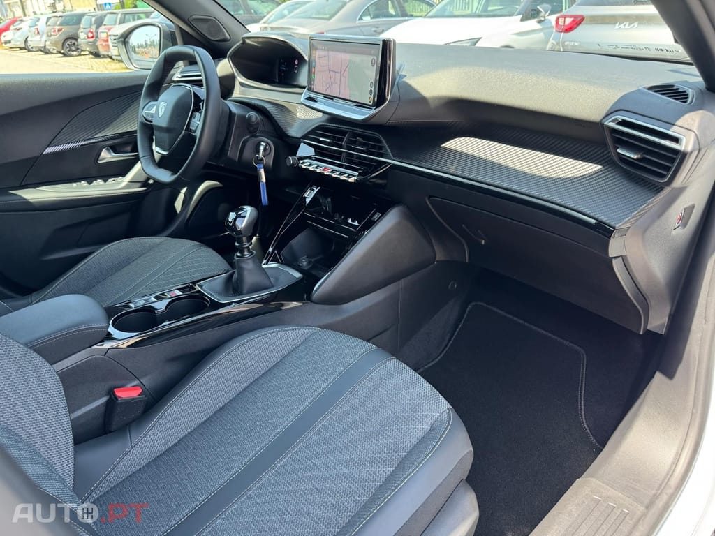 Peugeot 2008 1.2 PureTech Allure Pack