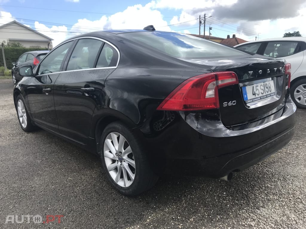 Volvo S60 2.0 D2 Kinetic Geartronic