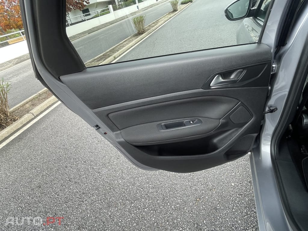 Peugeot 308 SW 1.6 BlueHDi Active