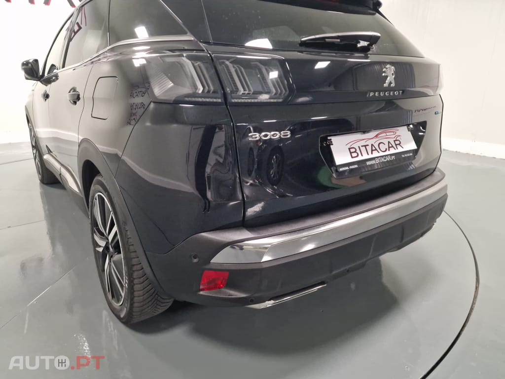 Peugeot 3008 1.6 Hybrid4 GT Line e-EAT8