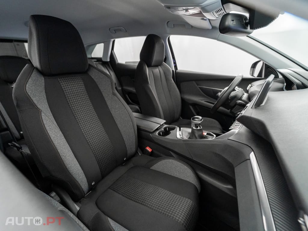 Peugeot 3008 1.5 BlueHDi Active