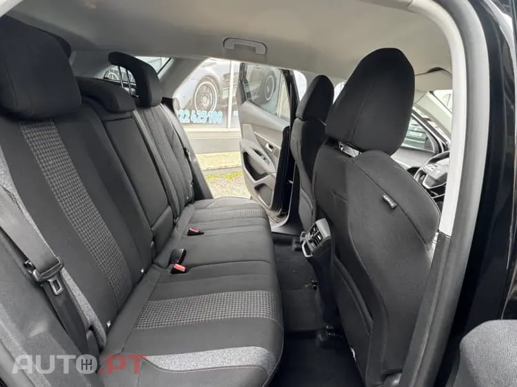 Peugeot 3008 1.5 BlueHDi Active Pack