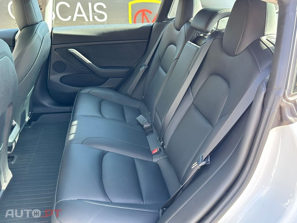 Tesla Model 3 Standard