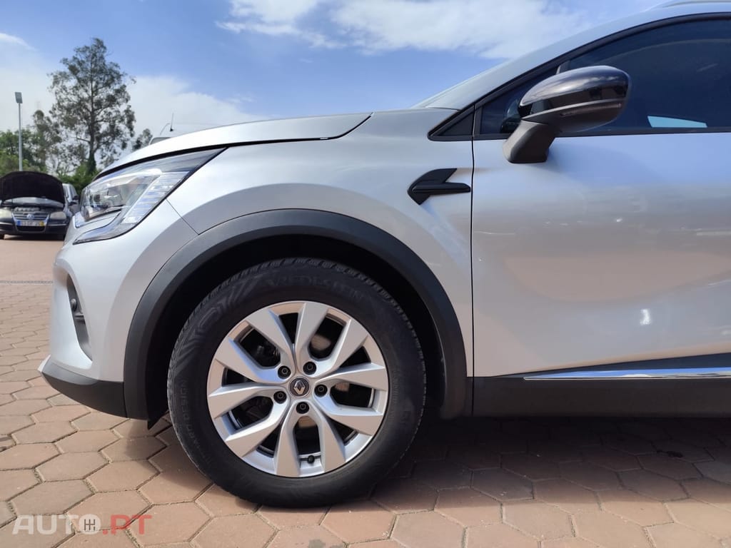 Renault Captur 1.3 TCe Exclusive EDC