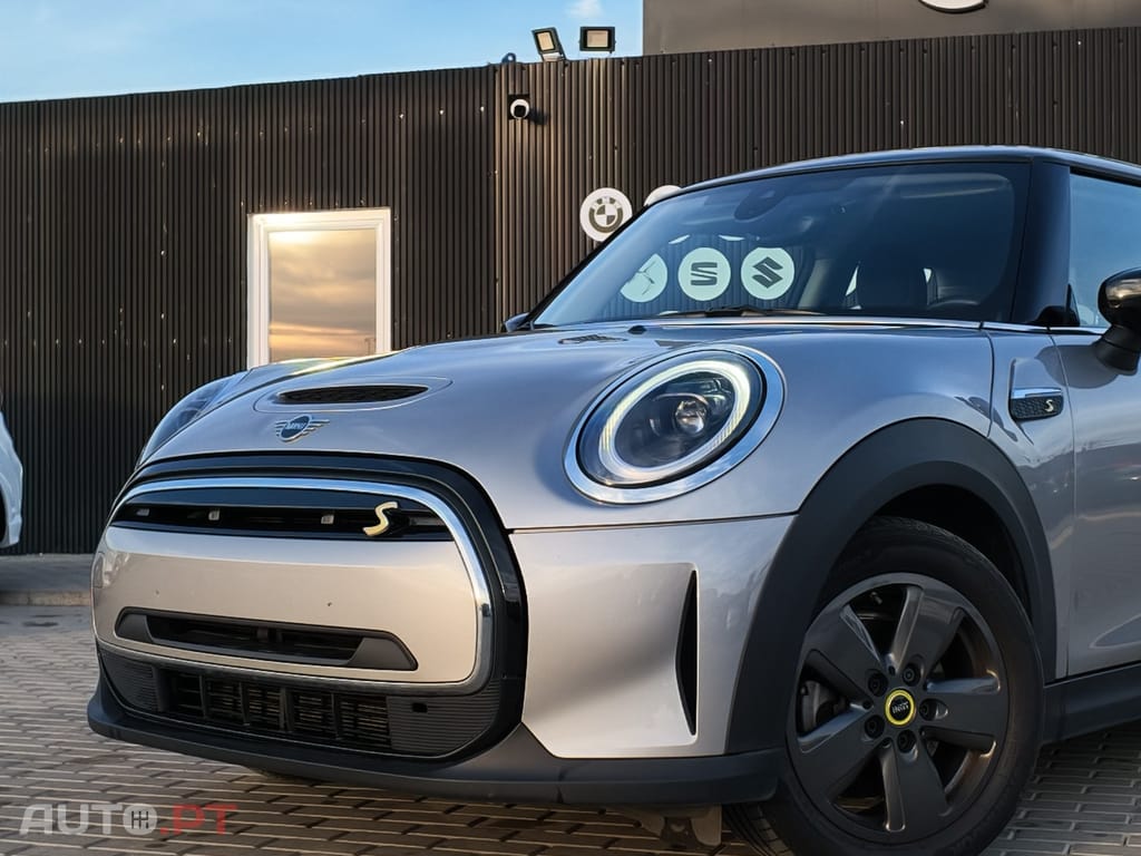 MINI Cooper SE Classic