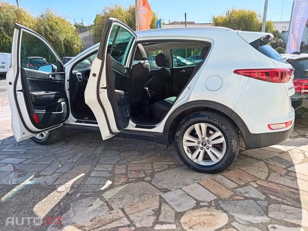 Kia Sportage 1.7 CRDi ISG Nav Line