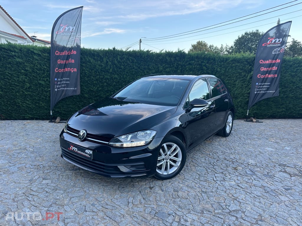 Volkswagen Golf 1.6 TDI Confortline