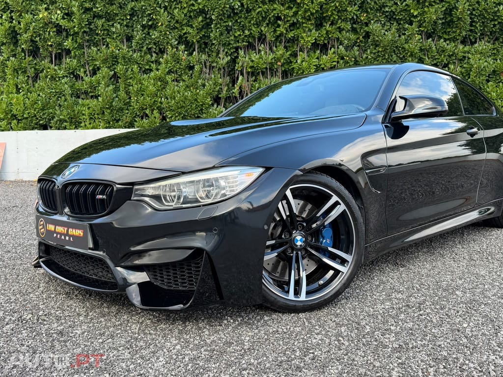 BMW M4 Auto