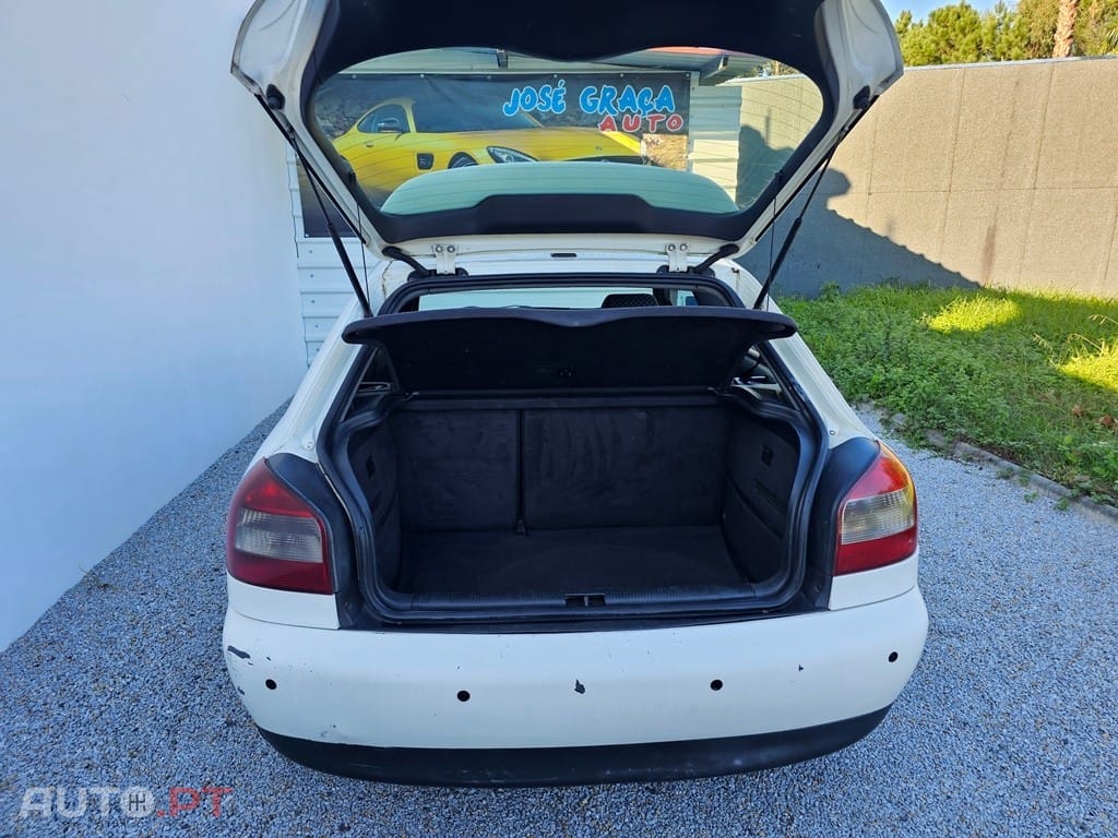 Audi A3 1.9Tdi Sport 90Cv