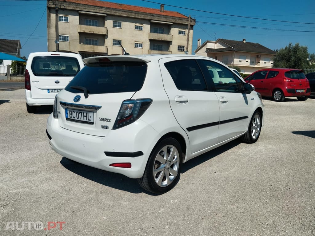Toyota Yaris 1.5 hibrido