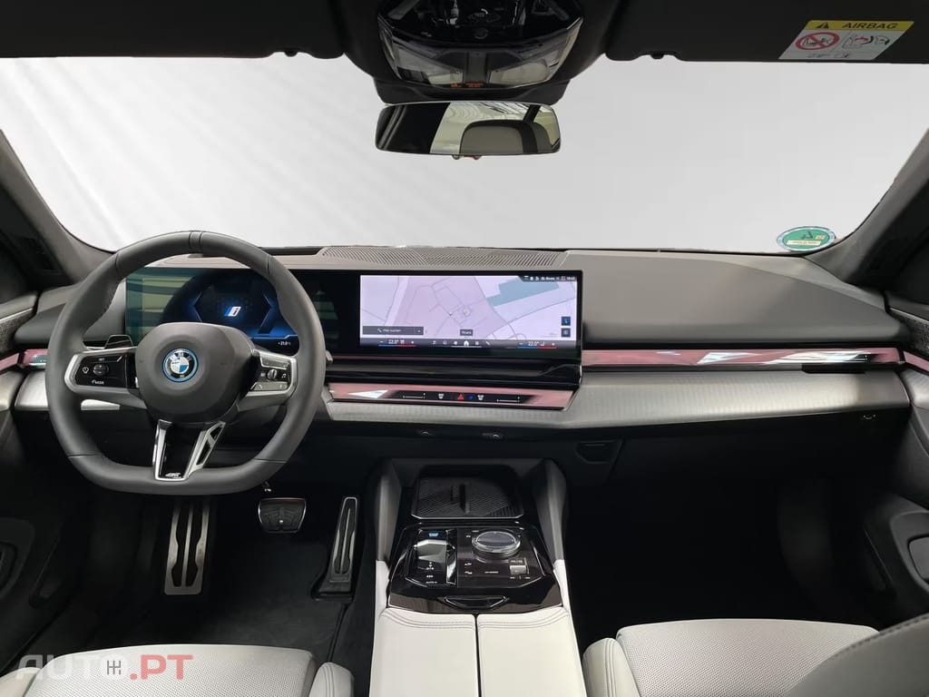 BMW i5 xDrive40