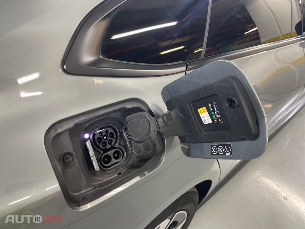 BMW i4 eDrive40