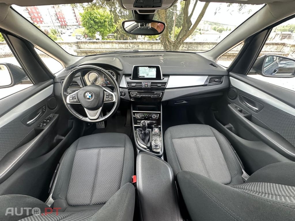 BMW 216 d Advantage