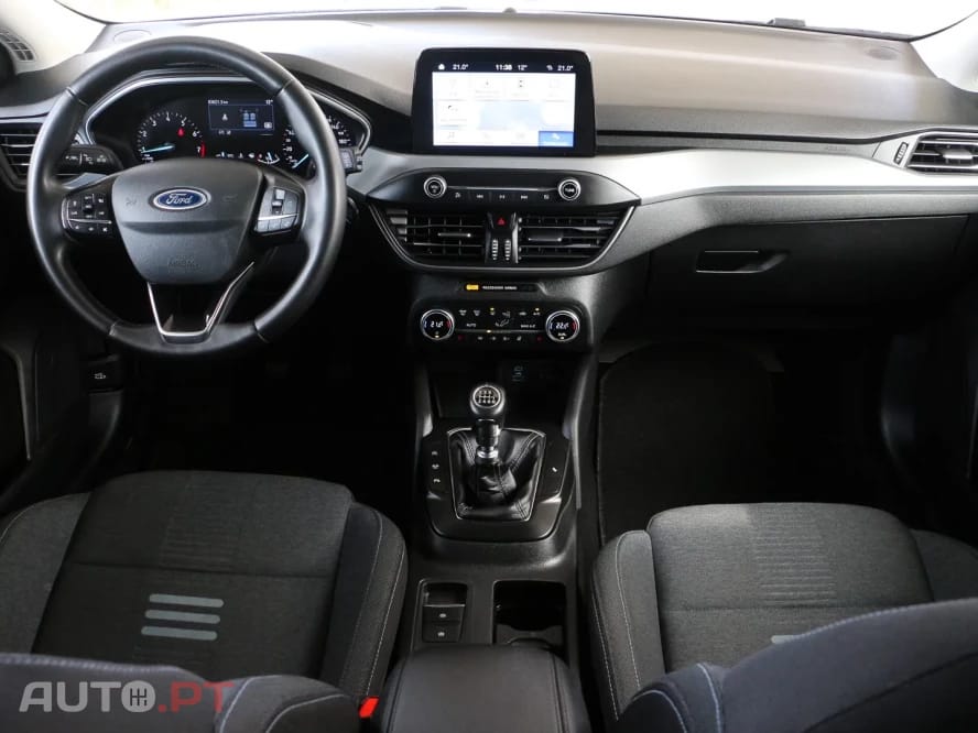 Ford Focus 1.0 EcoBoost MHEV Active Style SIP — fotografia 4