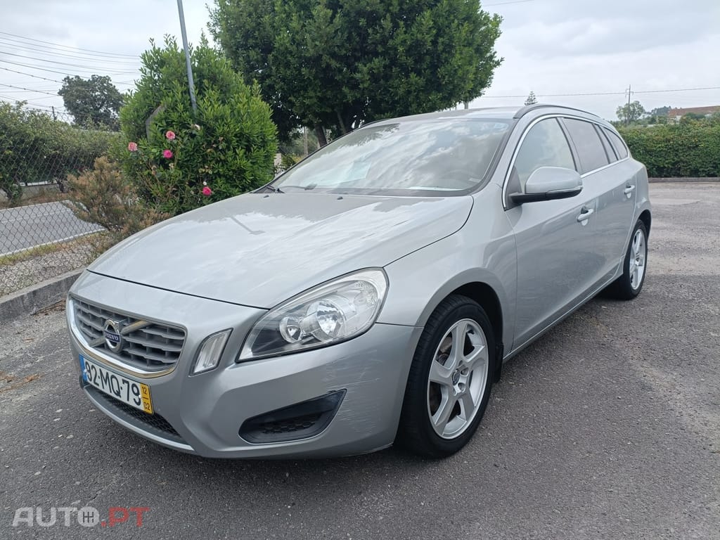 Volvo V60 1.6 D2 Drive Momentum Start/Stop