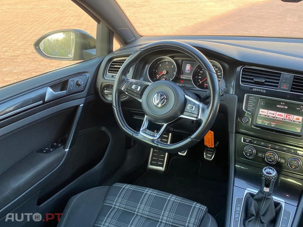 Volkswagen Golf 2.0 TDi GTD