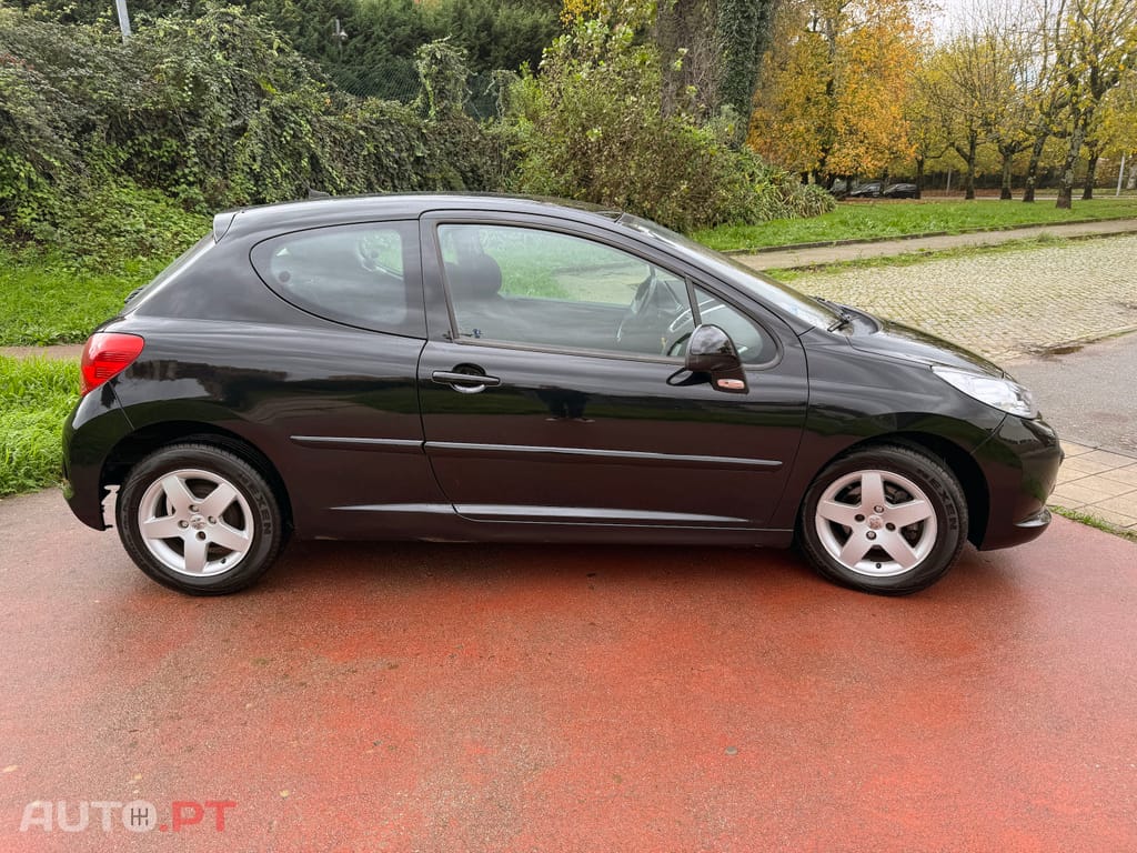 Peugeot 207 1.4 Sport