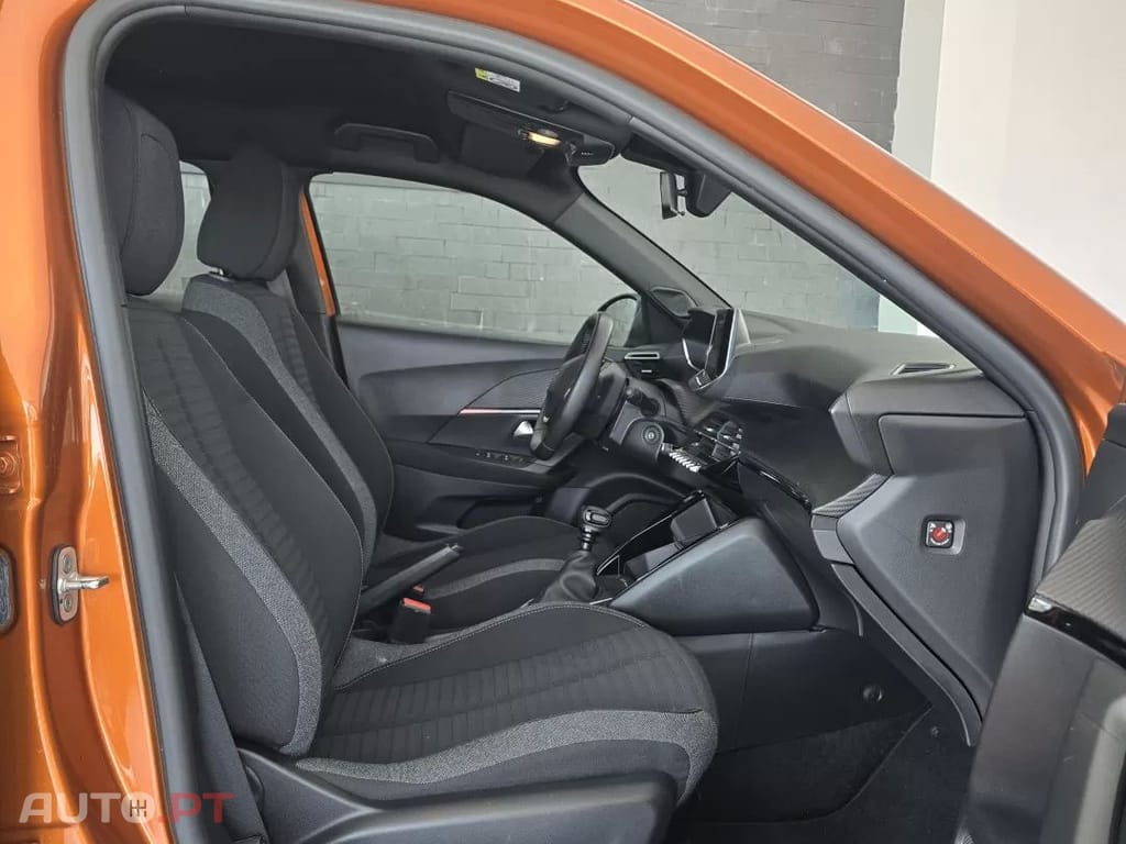 Peugeot 2008 1.2 PureTech Style