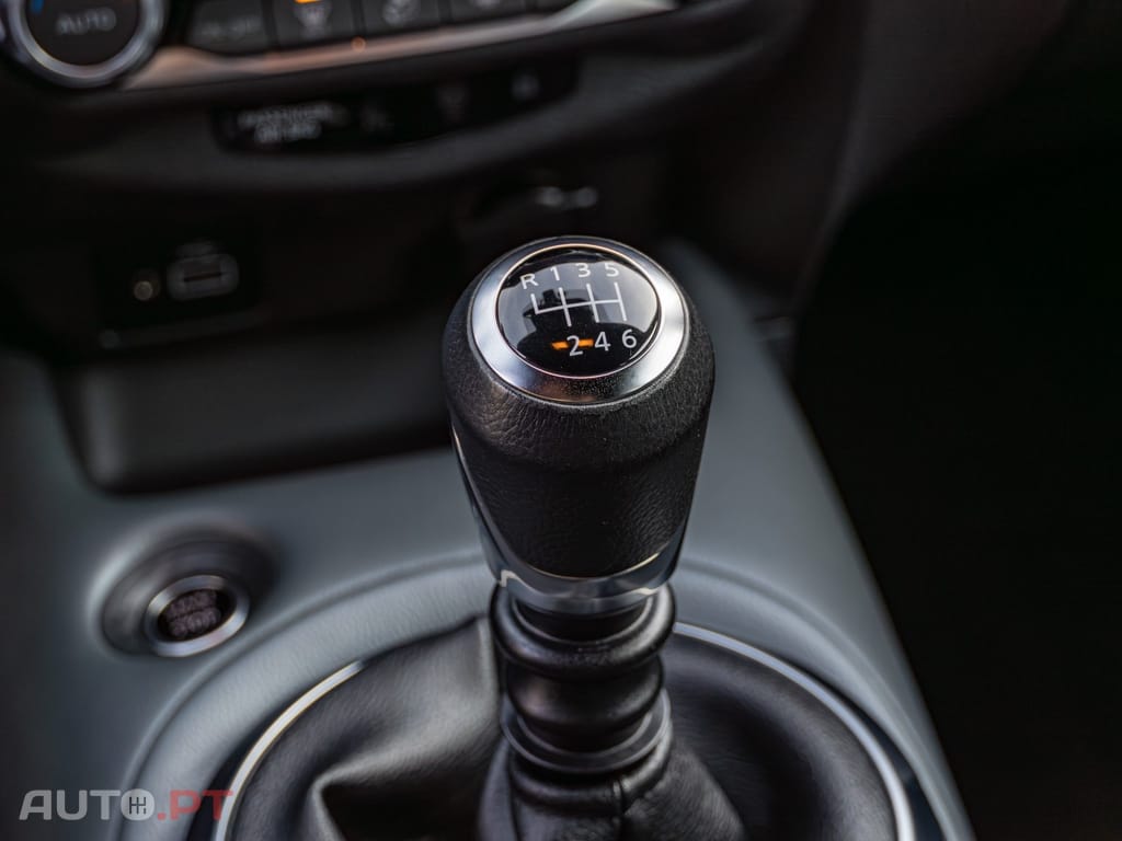 Nissan Juke 1.0 DIG-T N-Connecta