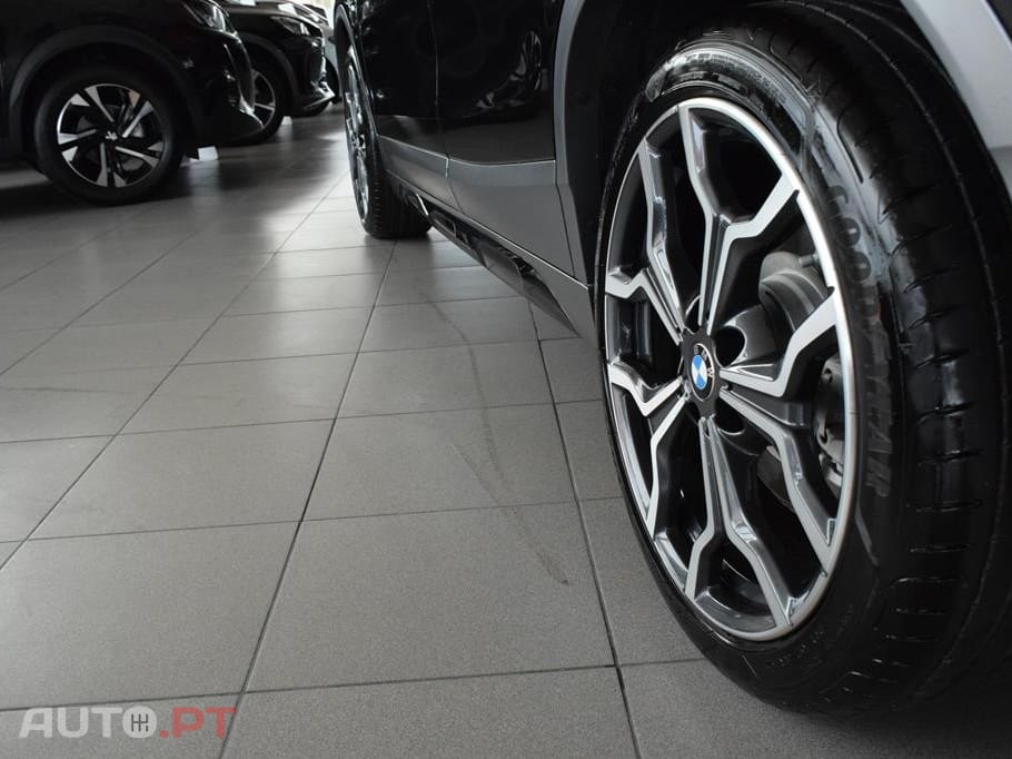 BMW X2 25 e xDrive X Pack M