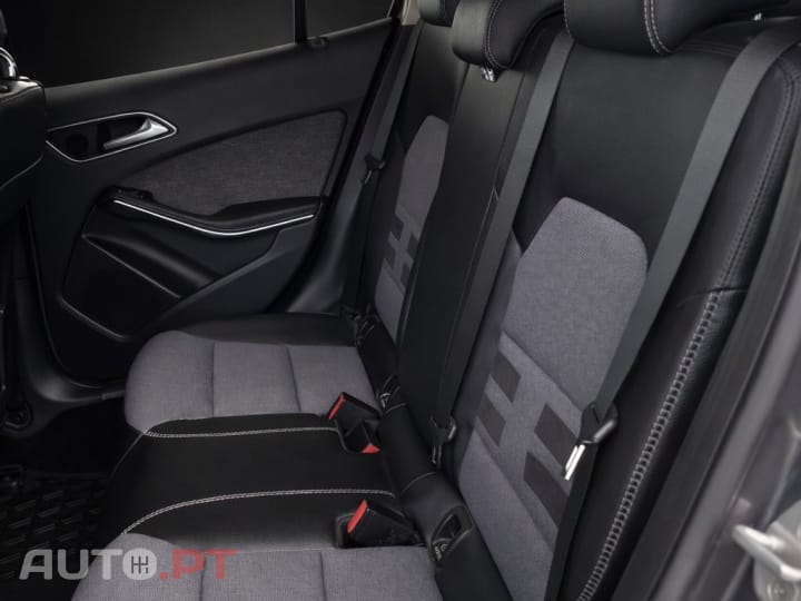 Mercedes-Benz GLA 200 (CDI) d 4Matic 7G-DCT StreetStyle