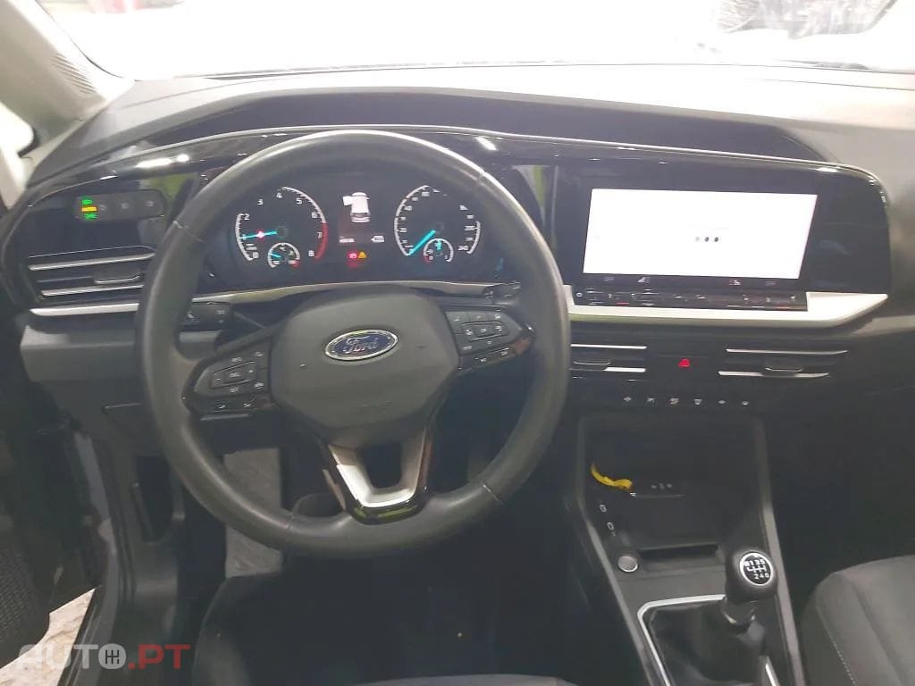 Ford Tourneo Grand 1.5 EcoBoost Active