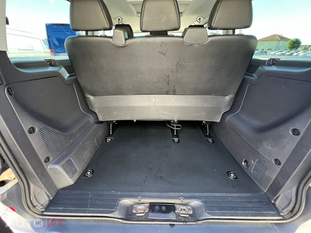 Mercedes-Benz Vito 9 LUGARES