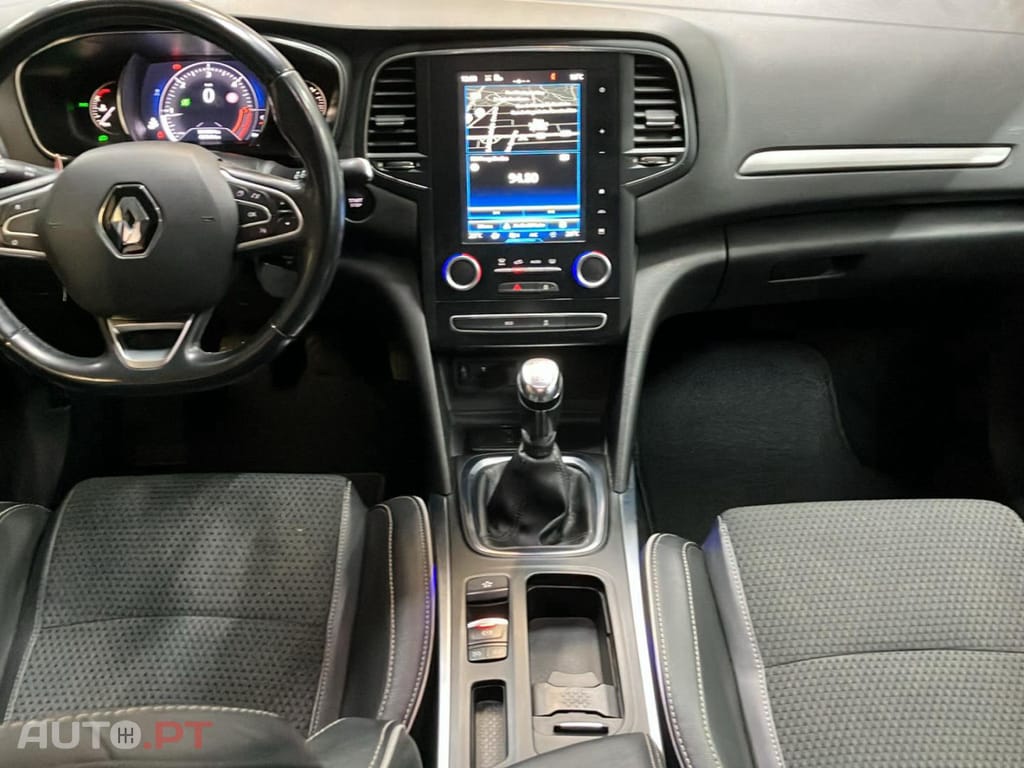 Renault Mégane SPORT-TOURER 1.6 DCI 130 BOSE EDITION