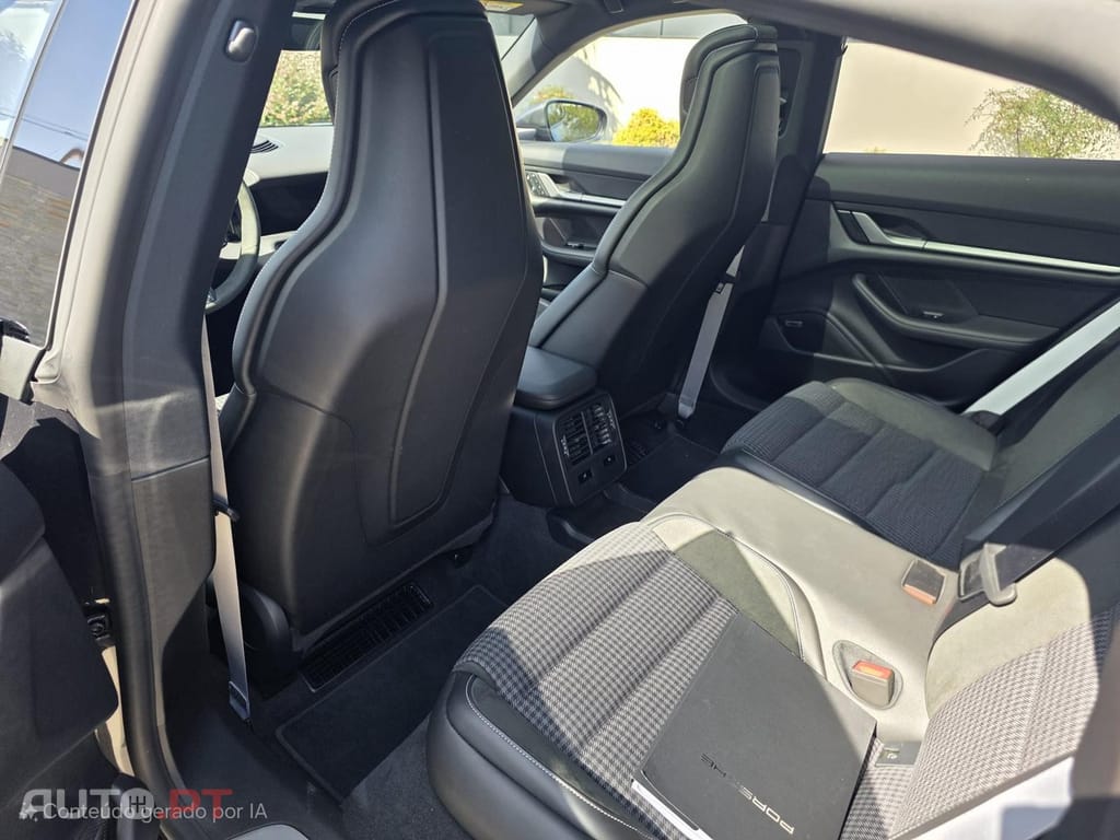 Porsche Taycan bateria Performance Plus