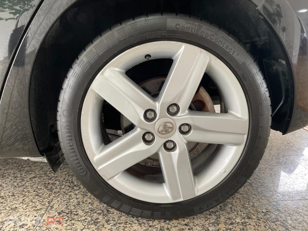 Toyota Auris 1.4 D-4D Exclusive+P.Sport