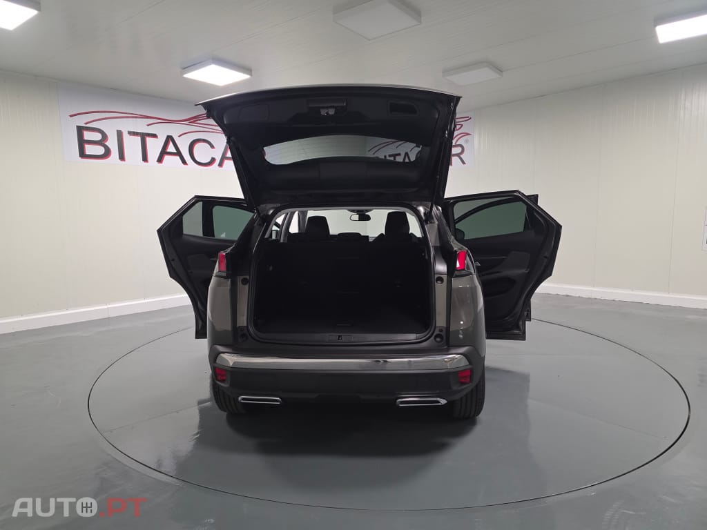 Peugeot 3008 1.5 BlueHDi Active