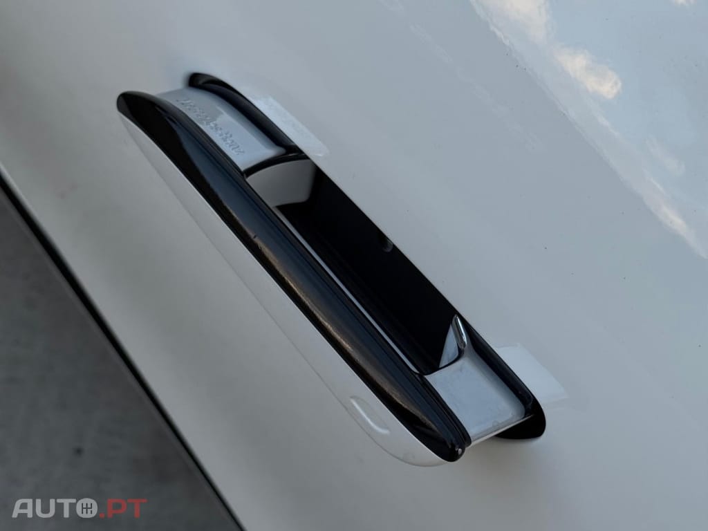 Mercedes-Benz E 300 E300de