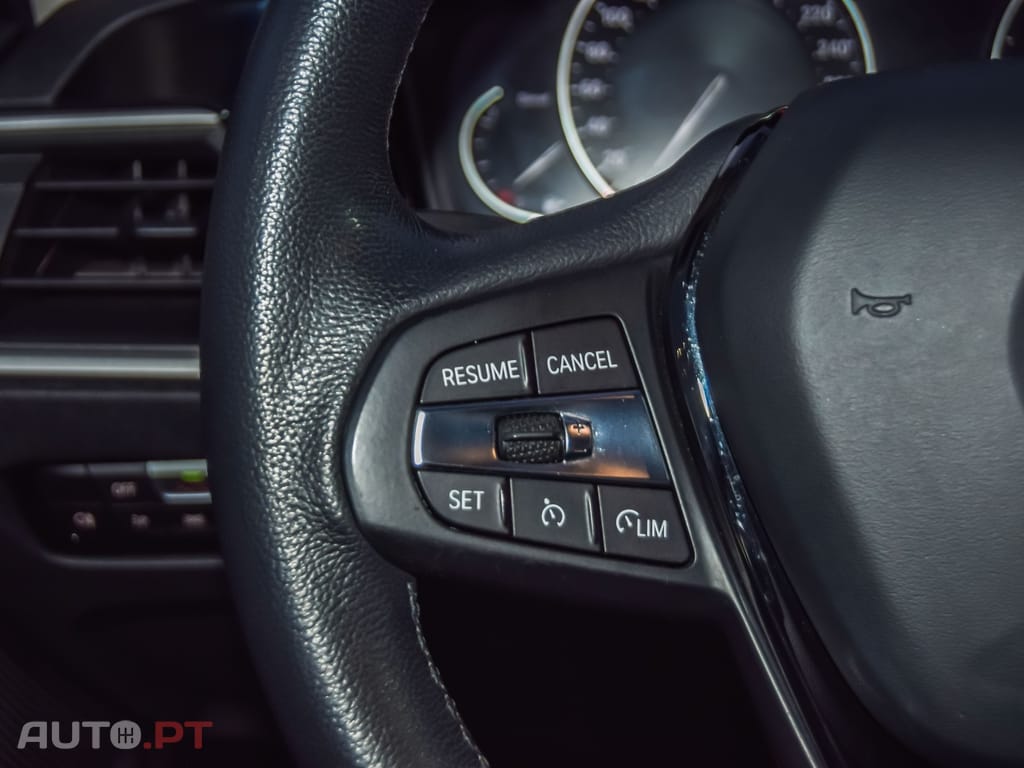 BMW 318 d Touring Advantage