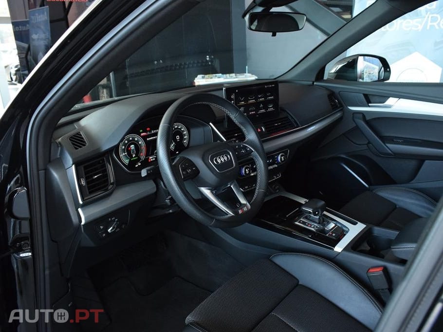 Audi Q5 50 TFSIe quattro Advance S tronic