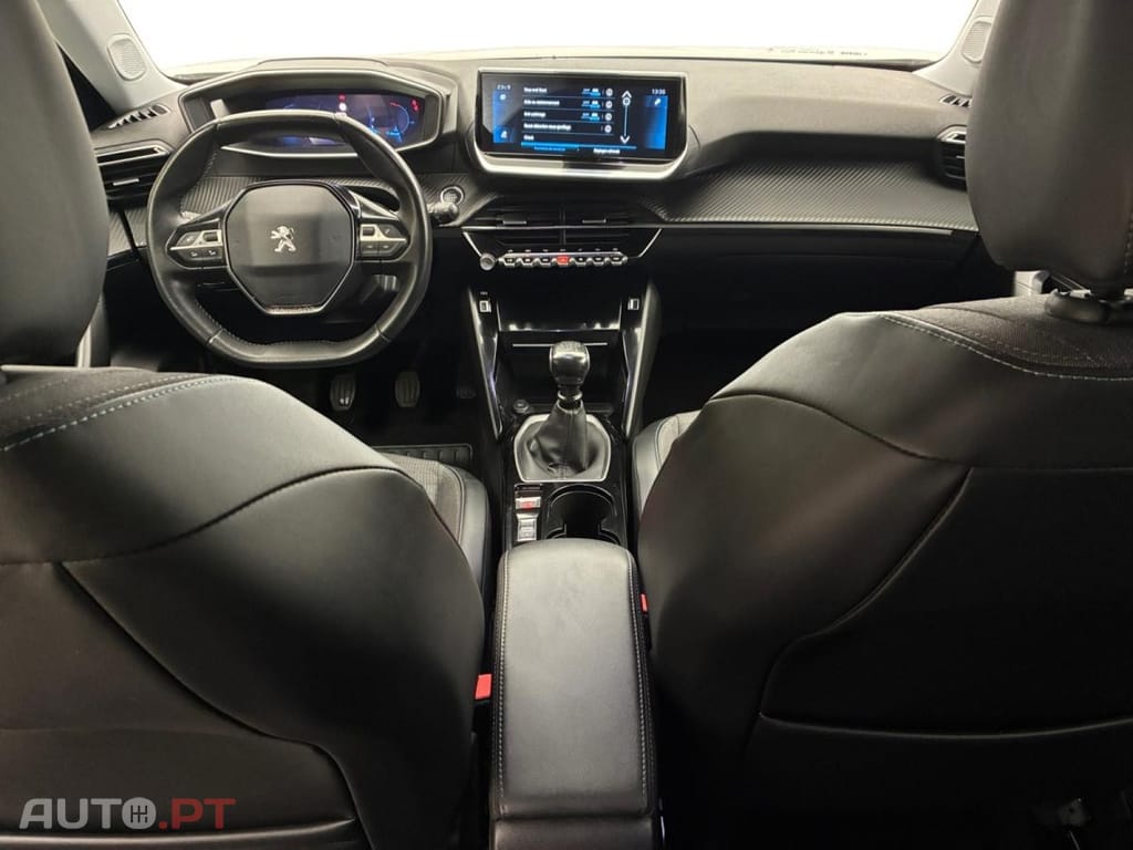 Peugeot 2008 1.5 BlueHDi Allure Pack