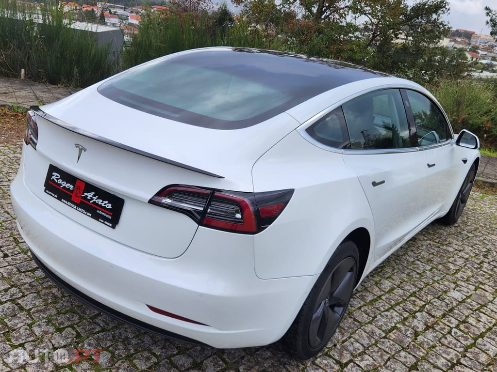 Tesla Model 3 Standard RWD Plus