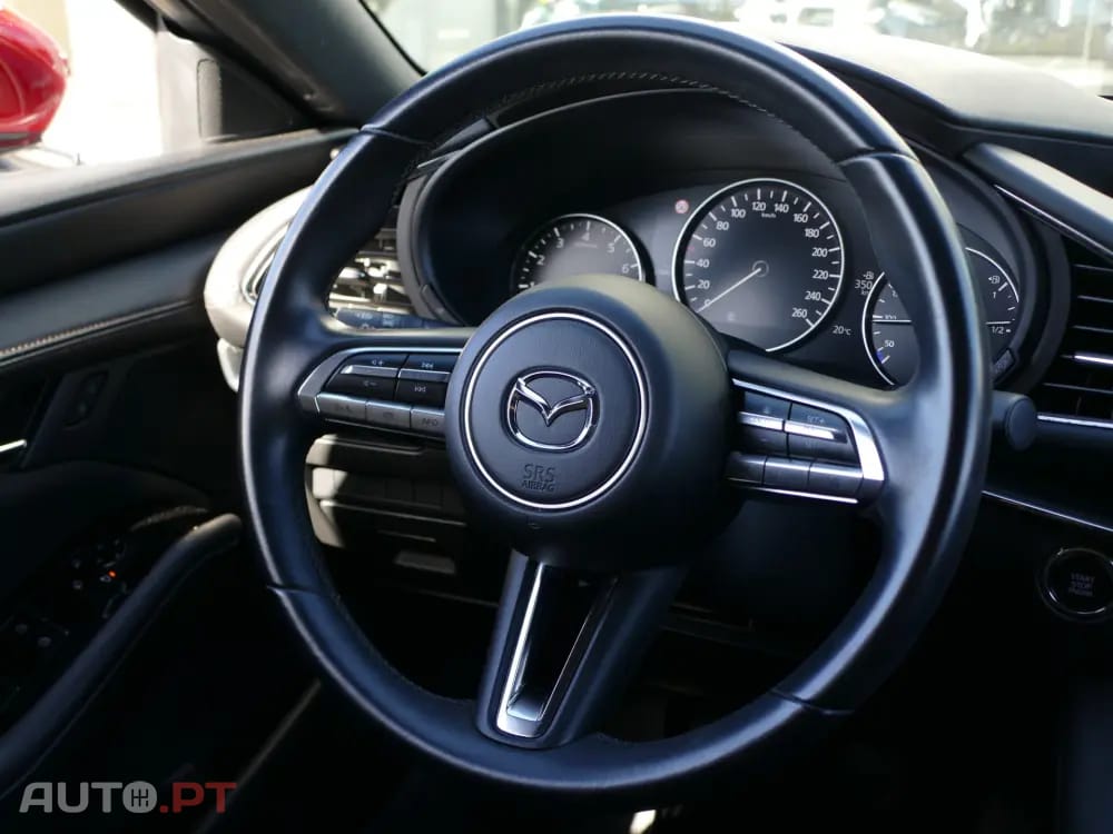 Mazda 3 2.0 e-Skyactiv-G Exclusive-line
