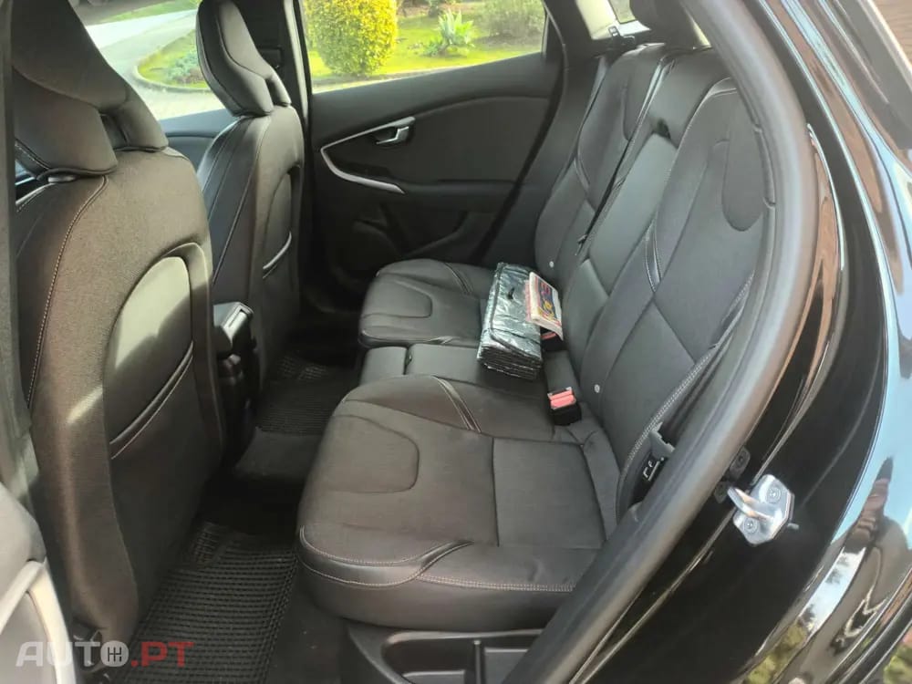 Volvo V40 Cross Country 2.0 D3 Geartronic