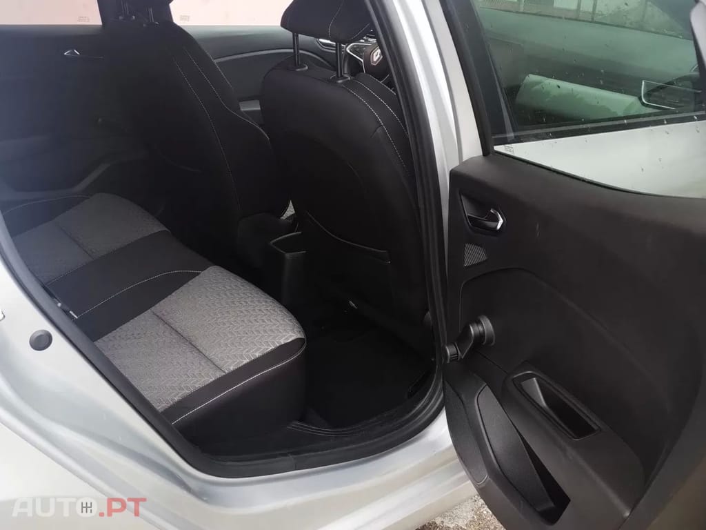 Renault Clio LImited Bi-Fuel