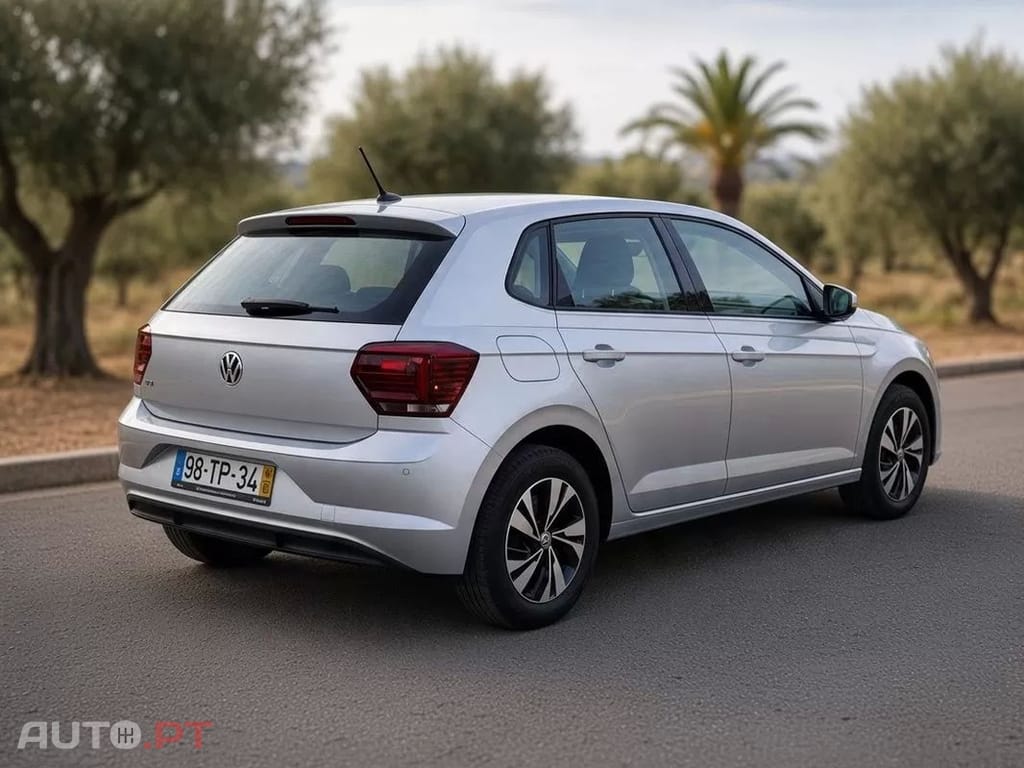 Volkswagen Polo 1.0 Confortline Nav