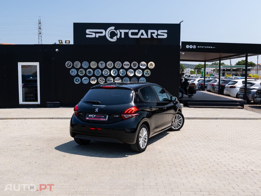 Peugeot 208 1.2 PureTech Style